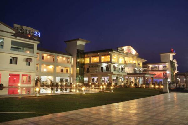 Hotel Drive in 24 Hotel and Resto on NH 24 Highway in Moradabd